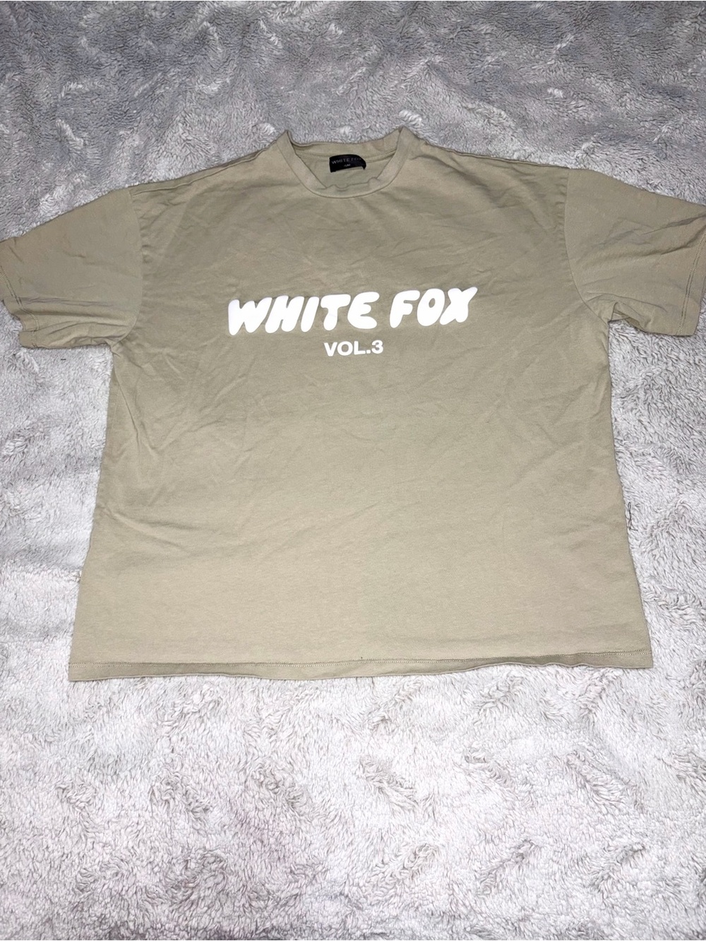 White Fox Boutique T shirt